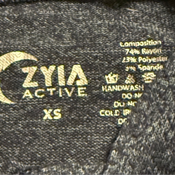 🌹𝗭𝗬𝗜𝗔 𝗔𝗖𝗧𝗜𝗩𝗘 𝗡𝗔𝗩𝗬 𝗛𝗢𝗢𝗗𝗘𝗗 𝗦𝗛𝗜𝗥𝗧 - Picture 2 of 5